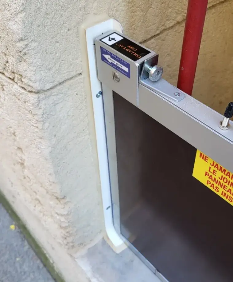Fixation Allotech sur mur irrégulier